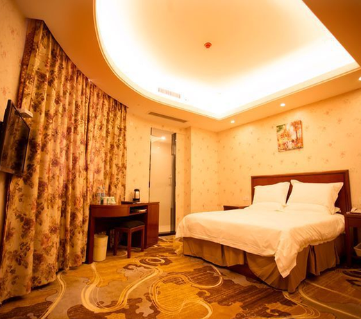 GreenTree Inn HeNan XinXiang LaoDong S) Street ZangYing Bridge Business Hotel
