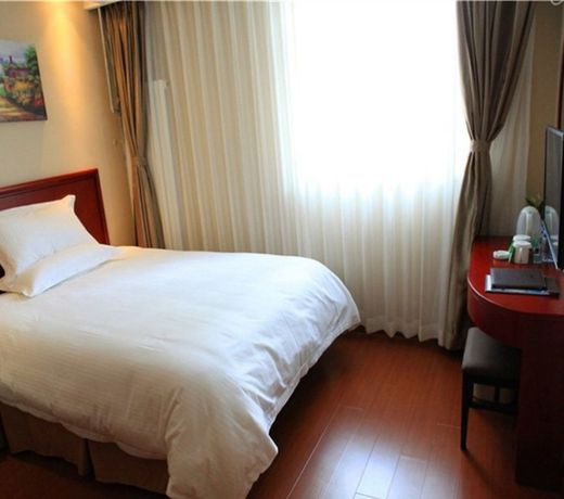 GreenTree Inn Shenyang Tiexi Yunfeng Street Express Hotel