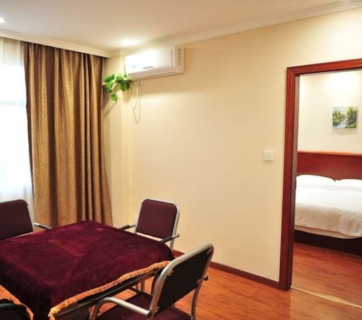 GreenTree Inn JiangXi NanChang XiHu District ZhanQian W) Business Hotel