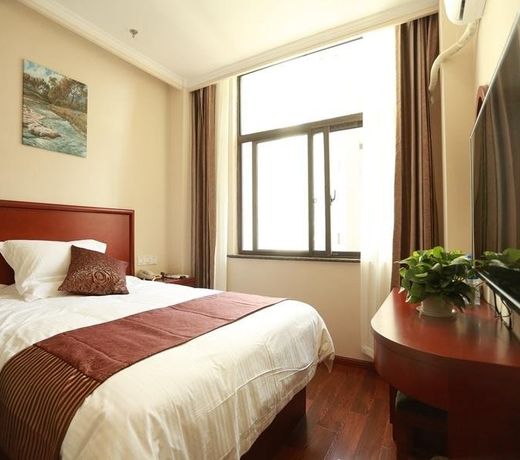 GreenTree Inn Henan Kaifeng Gulou Square Express hotel
