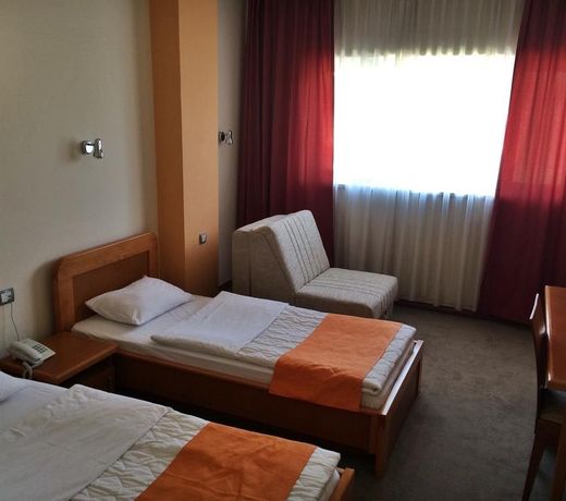 HOTEL AURORA