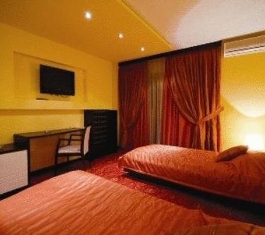 HOTEL SAJAM