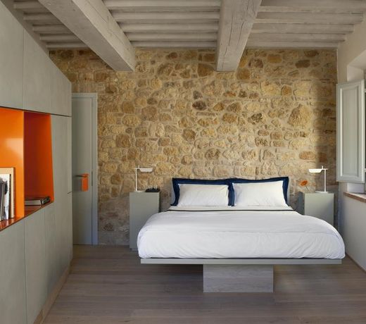 La Bandita Townhouse