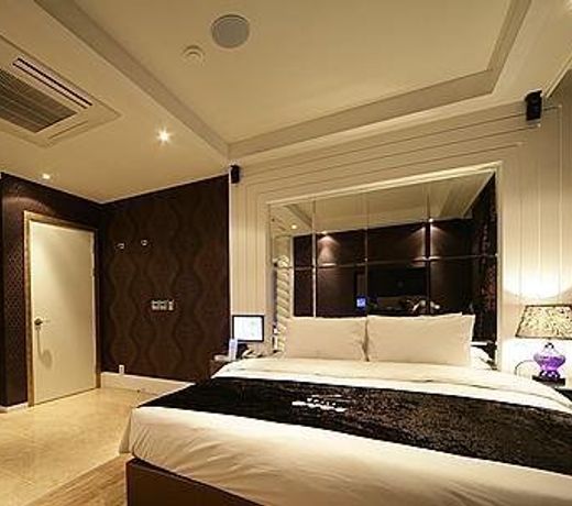 Ever Tourist Hotel
