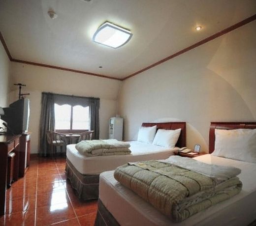 Goodstay Dae Young Hotel