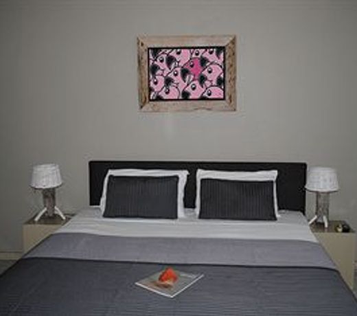 The Lodge Bed & Breakfast