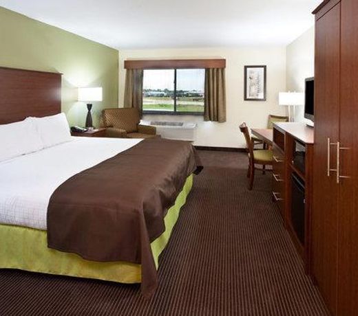 AmericInn by Wyndham Osage