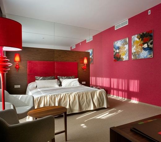 Ovis Hotel