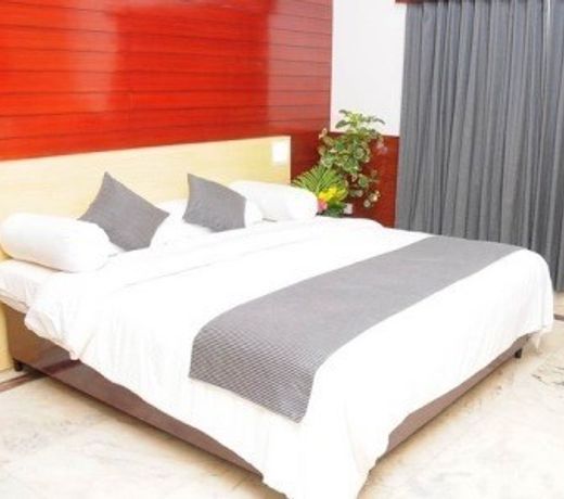 Hotel Badami Court
