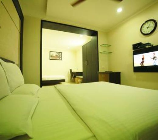 Hotel Sriram International