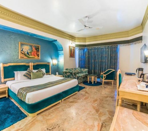 Hotel Hillock