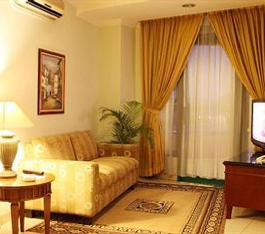 Travellers Suites Serviced Apartments