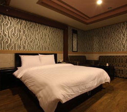 K.S Hotel