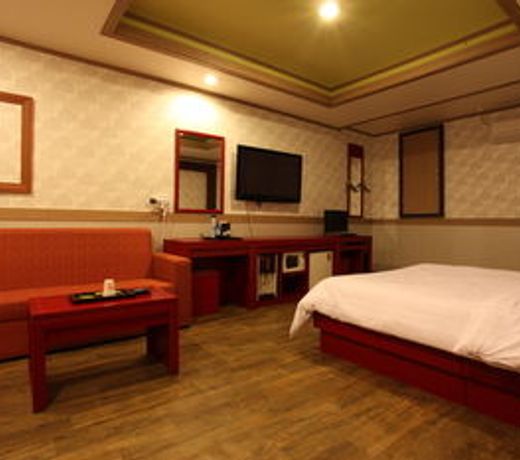 K.S Hotel