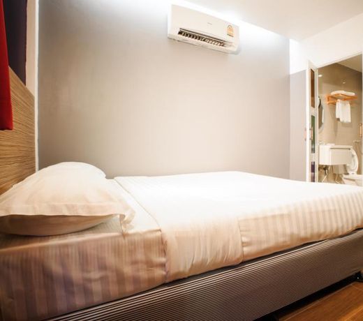 Cloud 9 Lodge