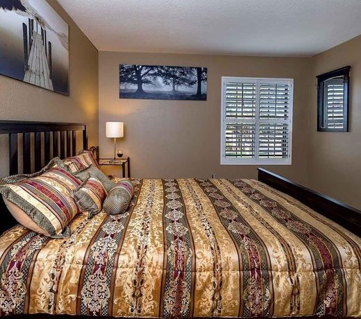 Hotel Adeline