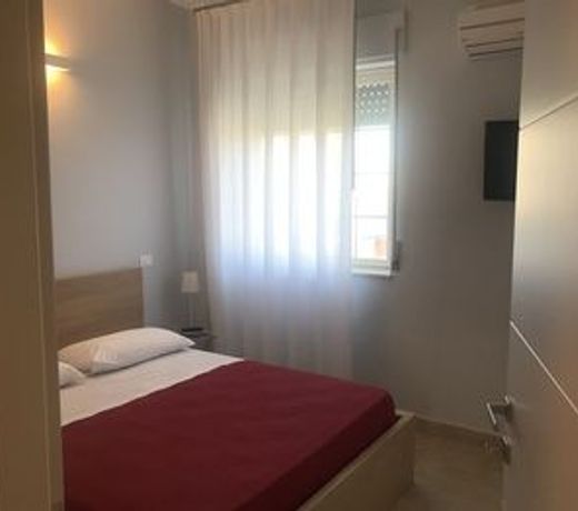Hotel Porta Reale