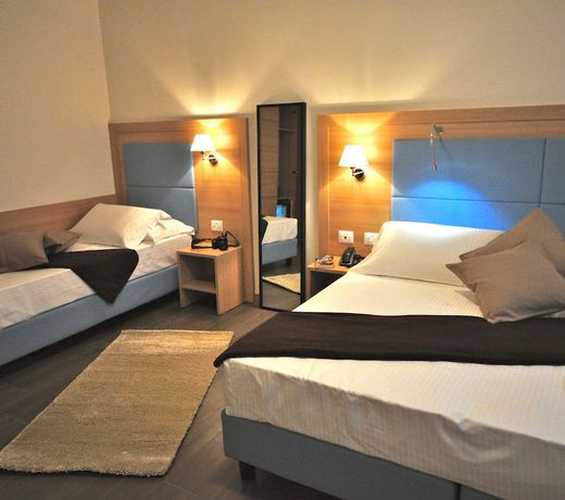 Hotel 325 Tor Vergata