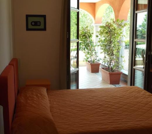 Villa Nadar Hotel  B&B