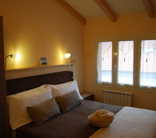 Burlamacco Gold
