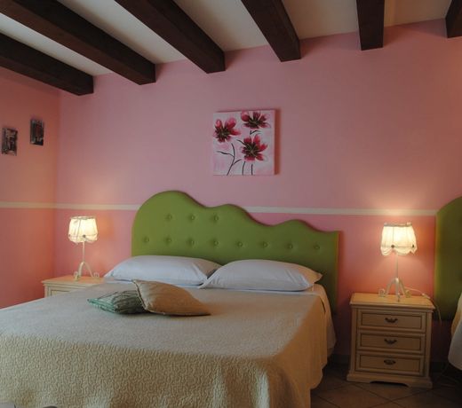 Flower Inn