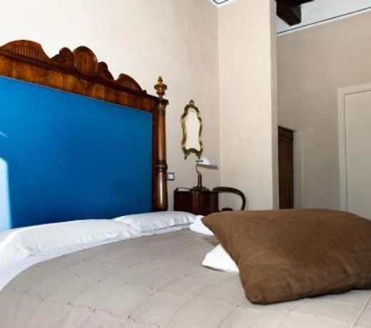 Al Porto Di Lucca B&B
