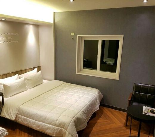 Hotel CoCo