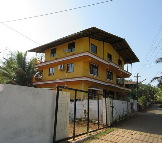 Mandrem Beach Guest House Goa