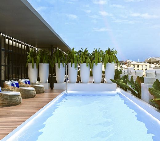 Monument Hotel