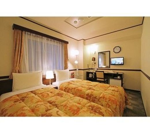 Toyoko Inn Yokohama Tsurumi eki Higashi guchi