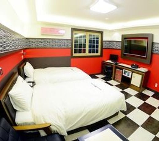 Sugar Hotel
