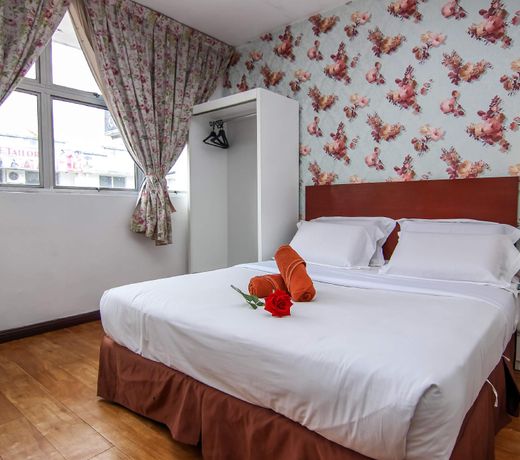 Hotel Zamburger Taman Universiti