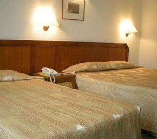 Bintang Warisan Hotel