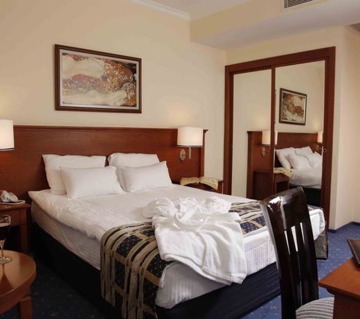 Radisson Blu Leogrand Hotel