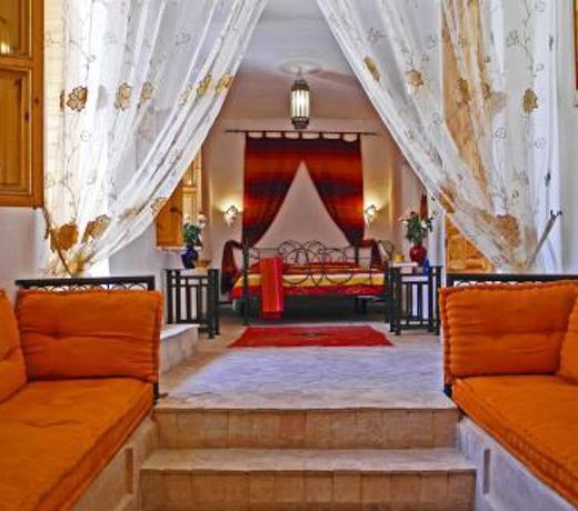 Riad Linda