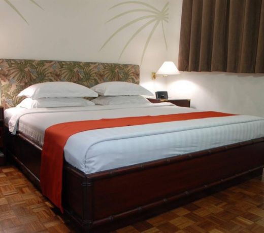 Oasis Hotel