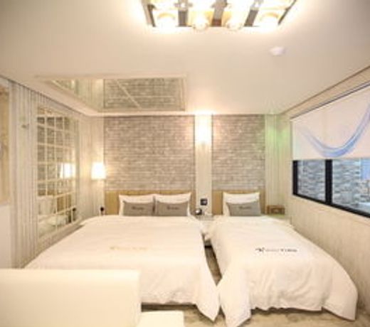 Cheonan Time Hotel