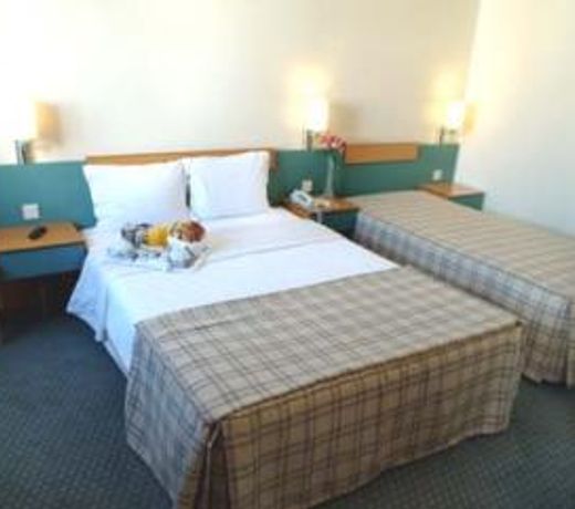 Hotel CarandÃÂ¡ Braga