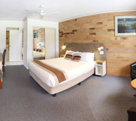 Copper Country Motor Inn