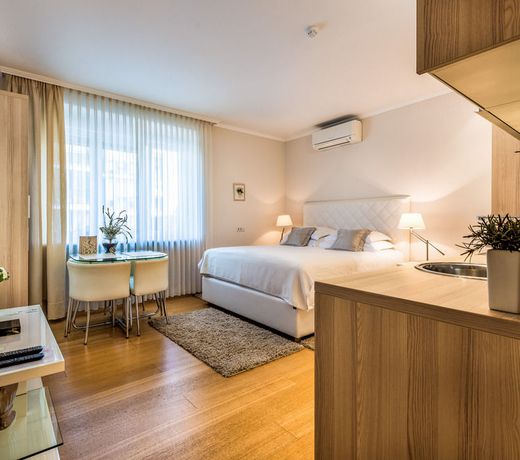 Madison Luxury Apartments & Rooms
