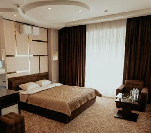 Astor Hotel