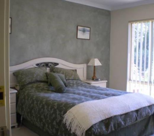 A VINTNERS RETREAT AND BREAKFAST