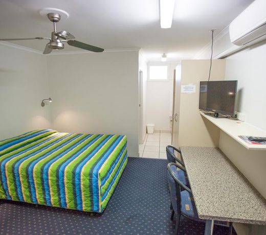 Fourth Ave Motor Inn
