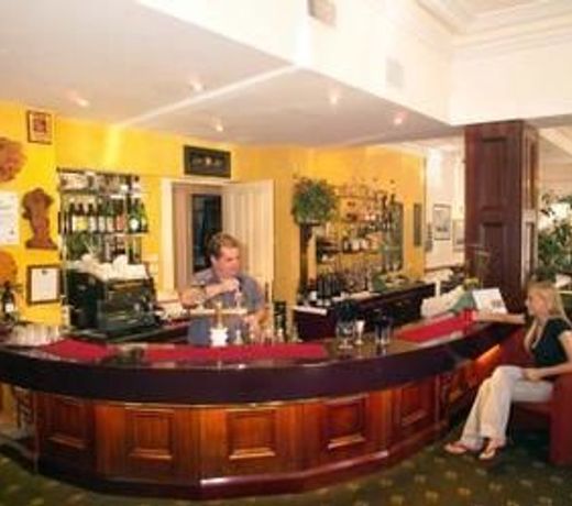 Lucas Hotel