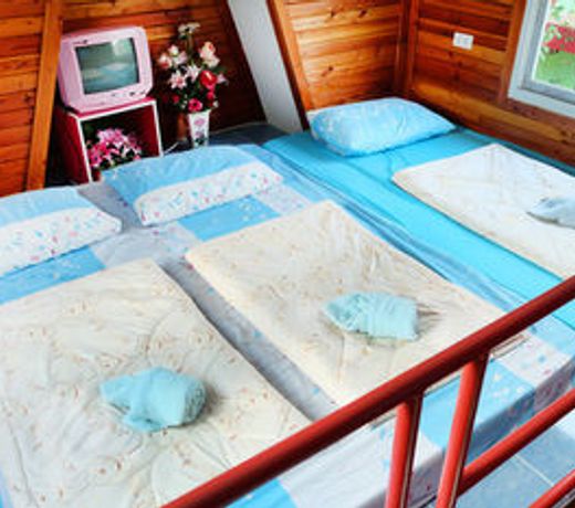 A Houses Homestay