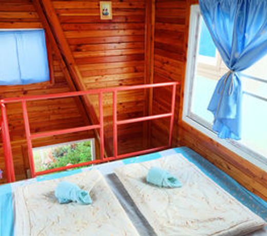 A Houses Homestay