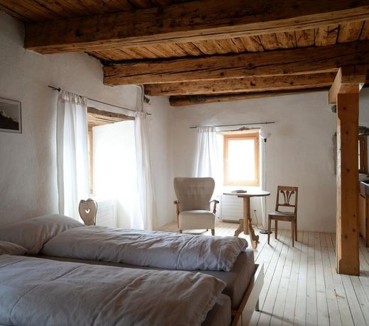 Hotel Alpina