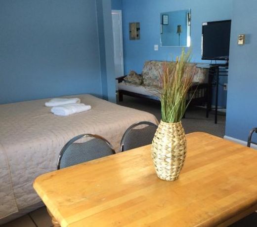 The New Oceanic Inn