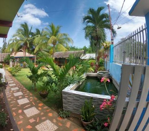 Bohol Sea Breeze Cottages and Resort