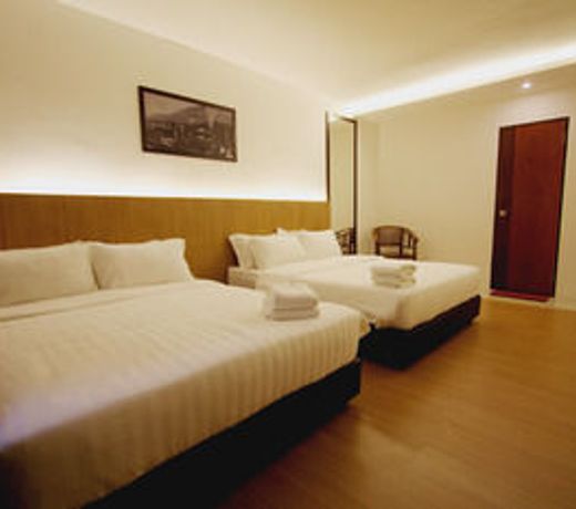 Place2Stay Business Hotel @ Waterfront